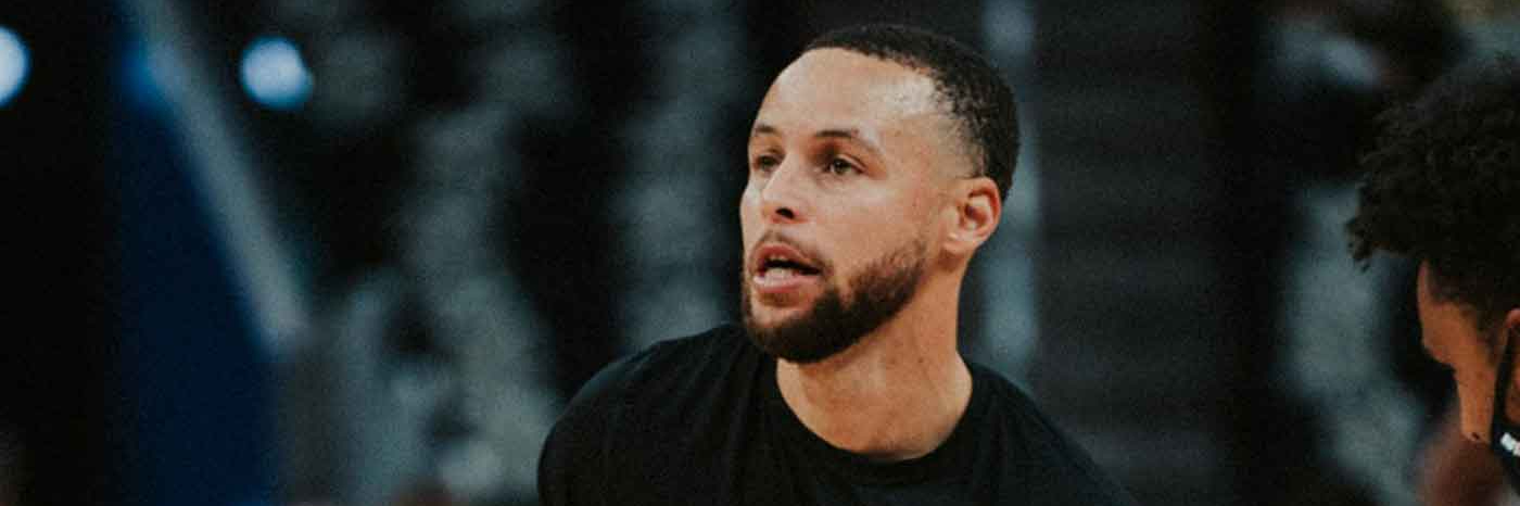 GSW vince, Dallas pure e Phila a valanga, esordio amaro per Harden e Lakers KO