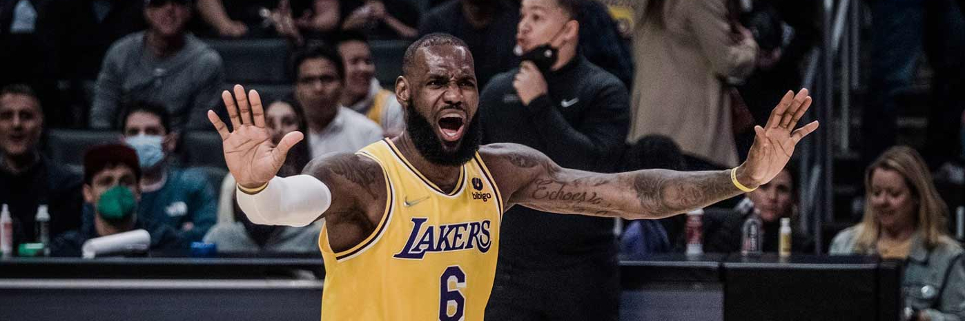 Questa notte: Mavericks vs Lakers
