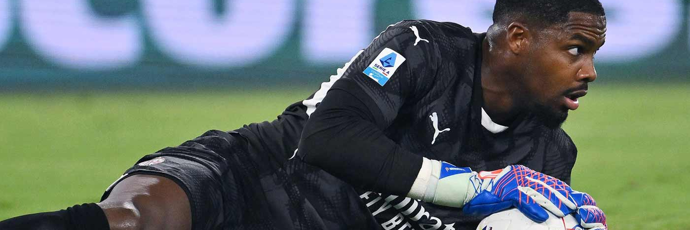 Maignan, il trucco per parare il rigore a Calhanoglu: cosa ha fatto il portiere