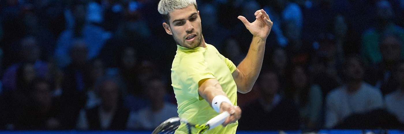 Alcaraz e Sinner: la rivalità del tennis moderno tra campo e amicizia